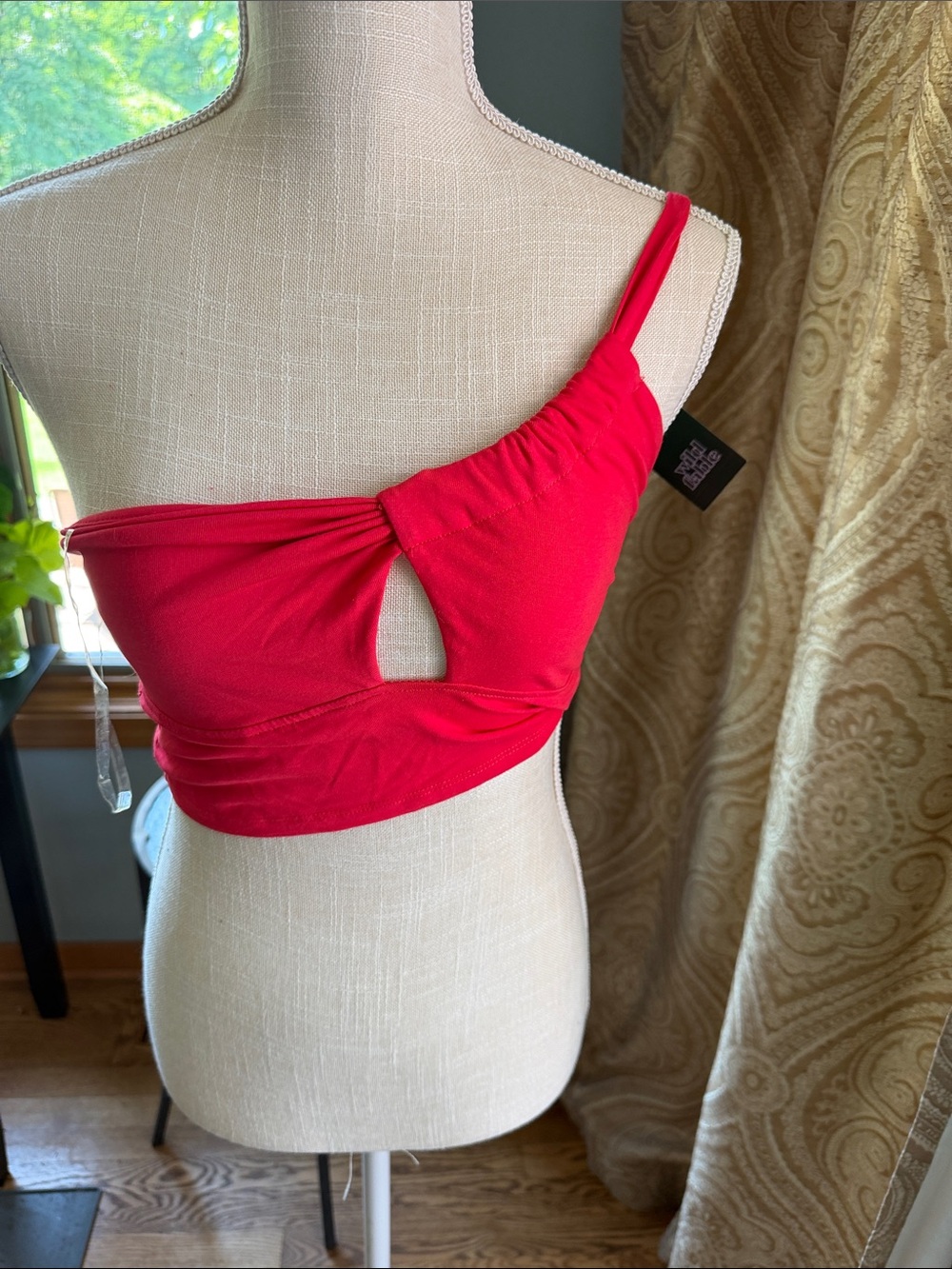 Wild fable One-Shoulder Cutout Red Crop Top
